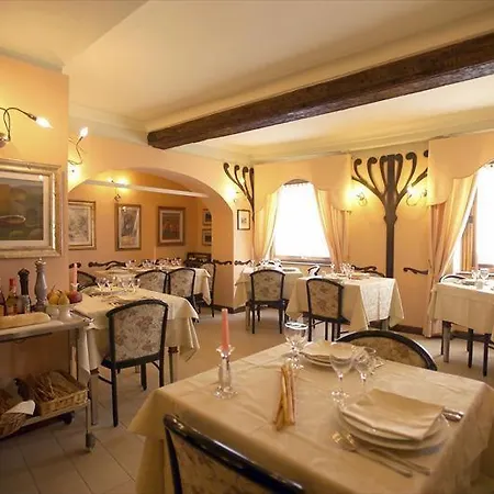 Hotel Albergo Ristorante Badellino Dal 1917 Bra