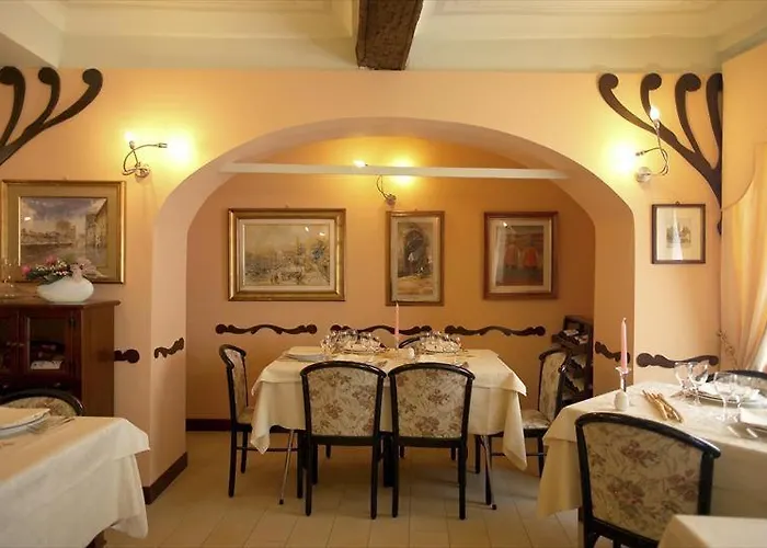 Albergo Ristorante Badellino Dal 1917 Hotel Bra